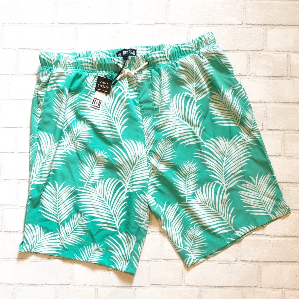 NWT No Retreat men’s green and white tropical leaf print swim trunks XXL